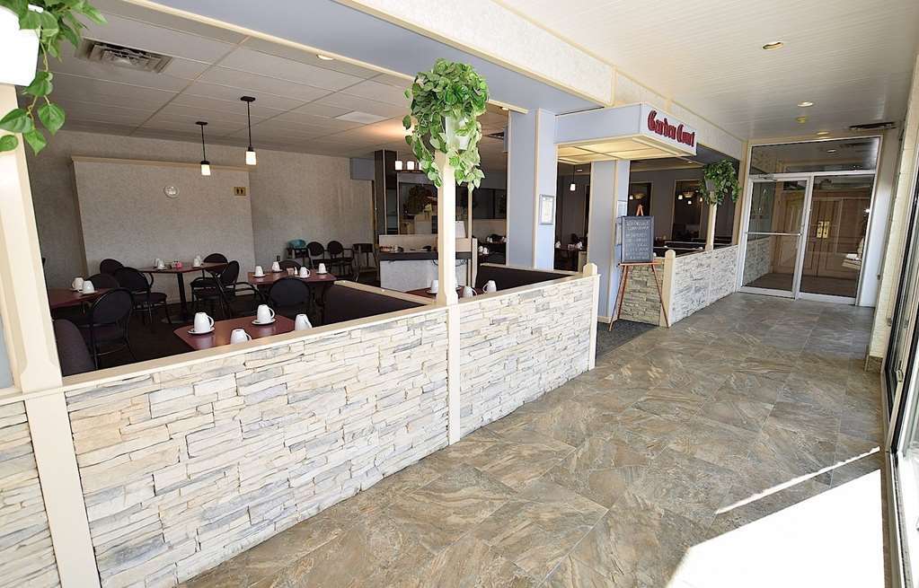 Lakeland Inn Hotel Cold Lake Restoran fotoğraf